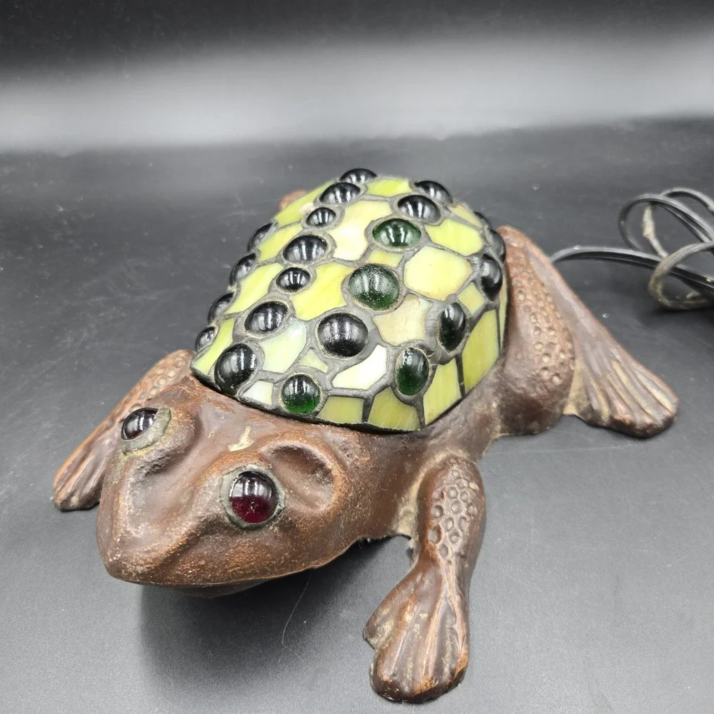 VTG Brass & Stained Glass Frog Toad Lamp Glass Jeweled Shell Night Light MCM EUC